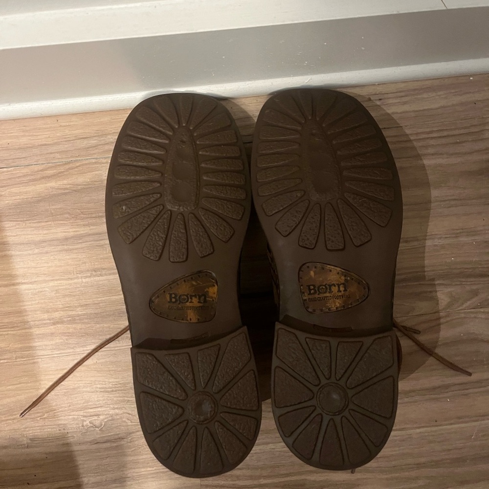 Born Grand Canyon Men's Tan Chukka Boots, Men’s 9. Like new, minimal wear. - Picture 5 of 5